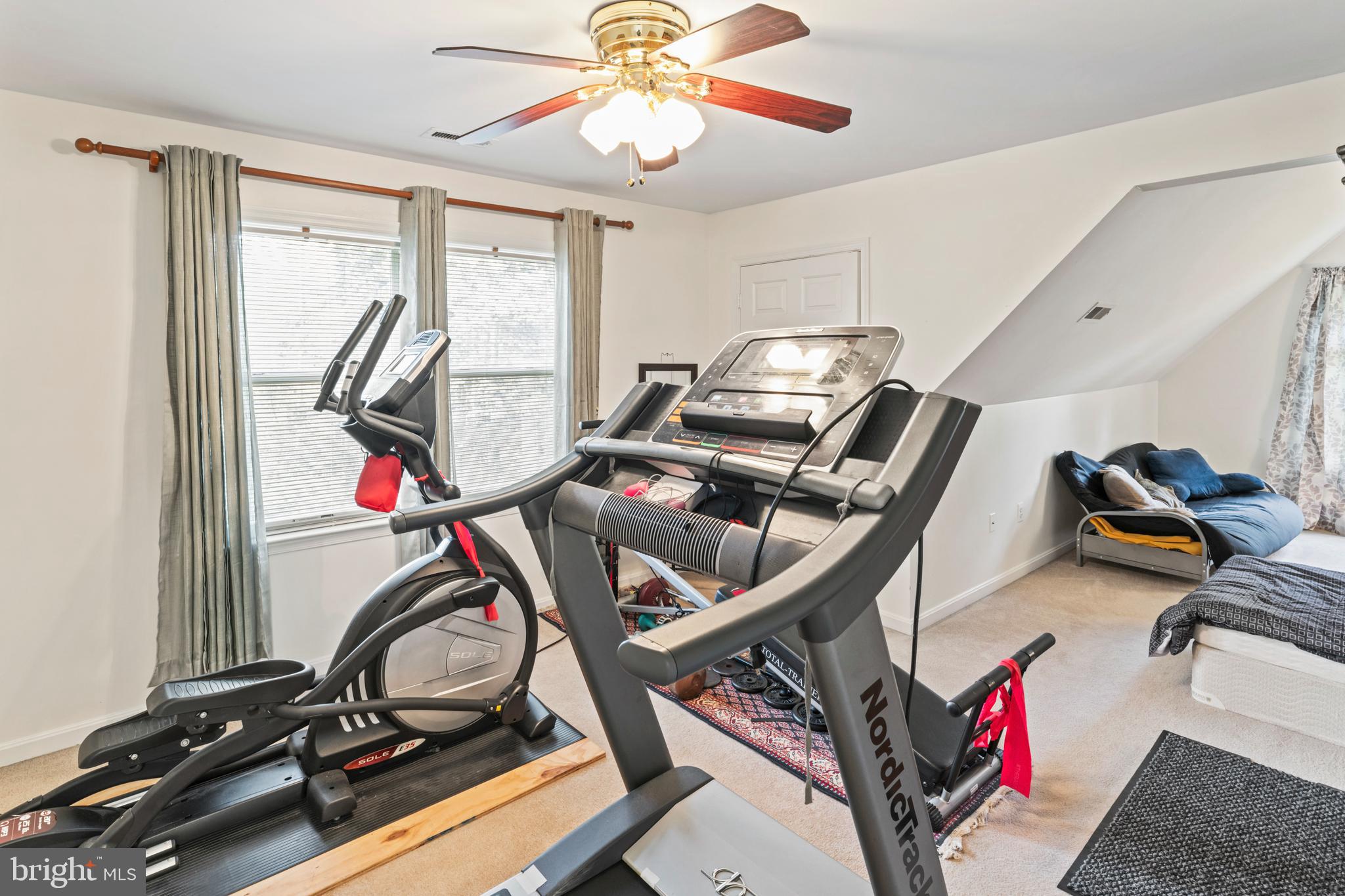 WINDSOR FOREST - Residential