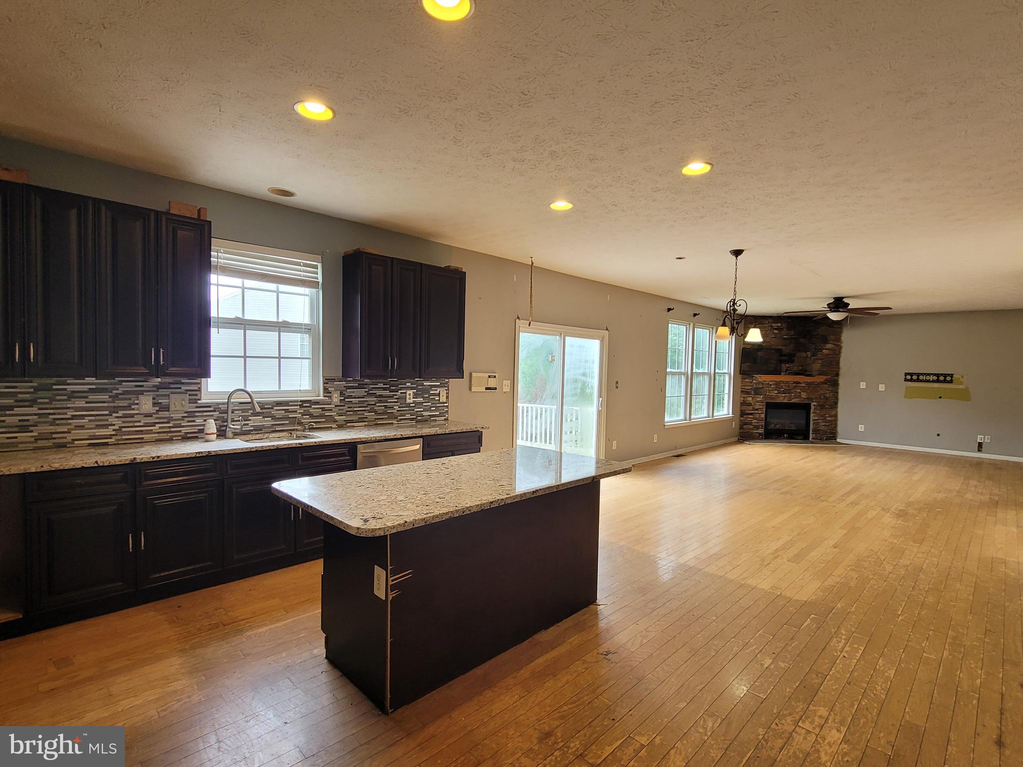 CLUB AT PATRIOTS GLEN - Residential