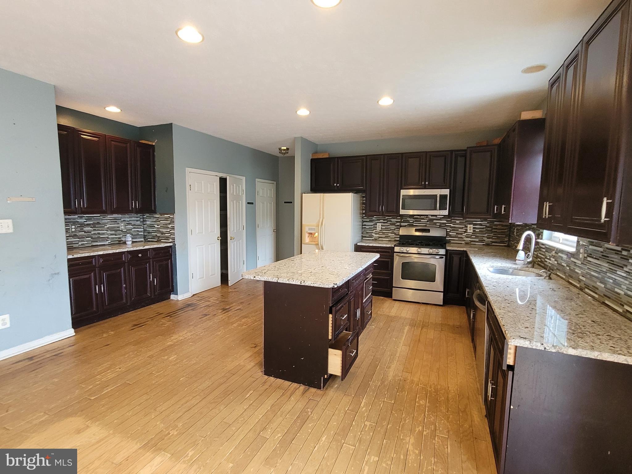 CLUB AT PATRIOTS GLEN - Residential