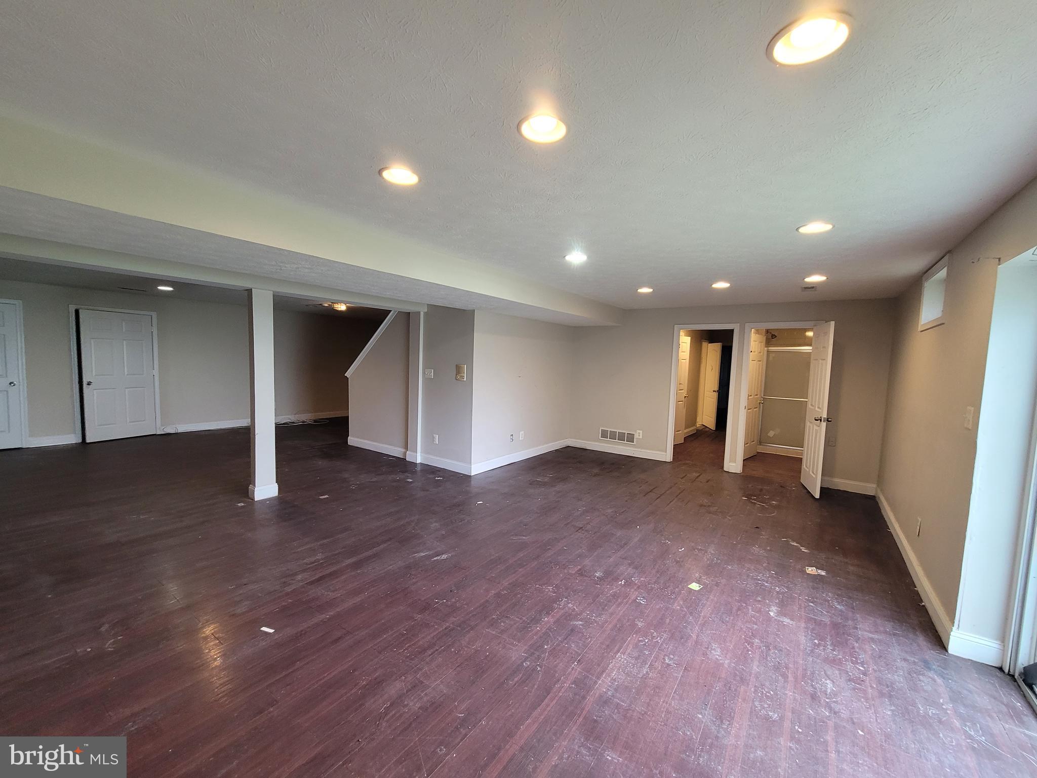 CLUB AT PATRIOTS GLEN - Residential