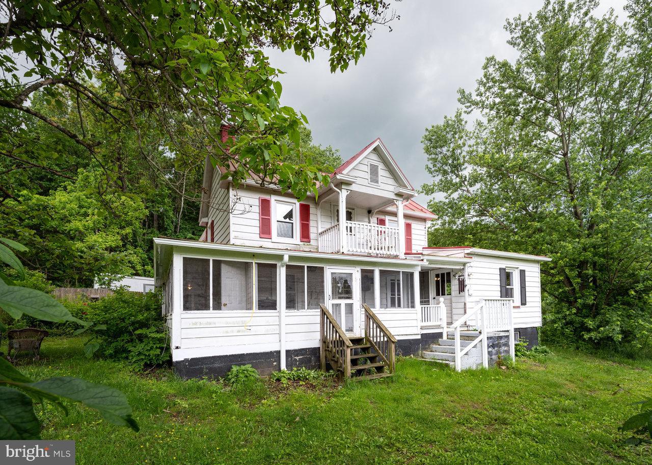 228 BLACK BEAR LANE