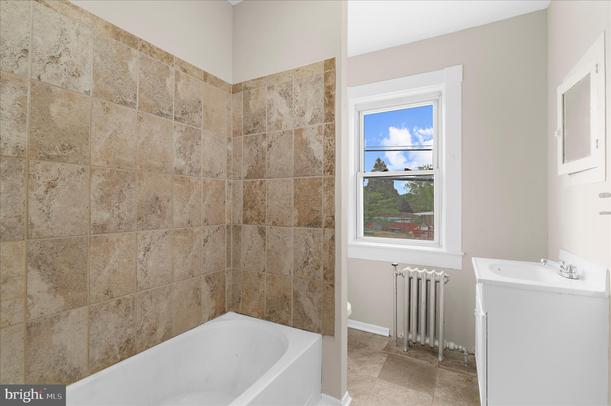 BROOKLYN PARK - Residential Income