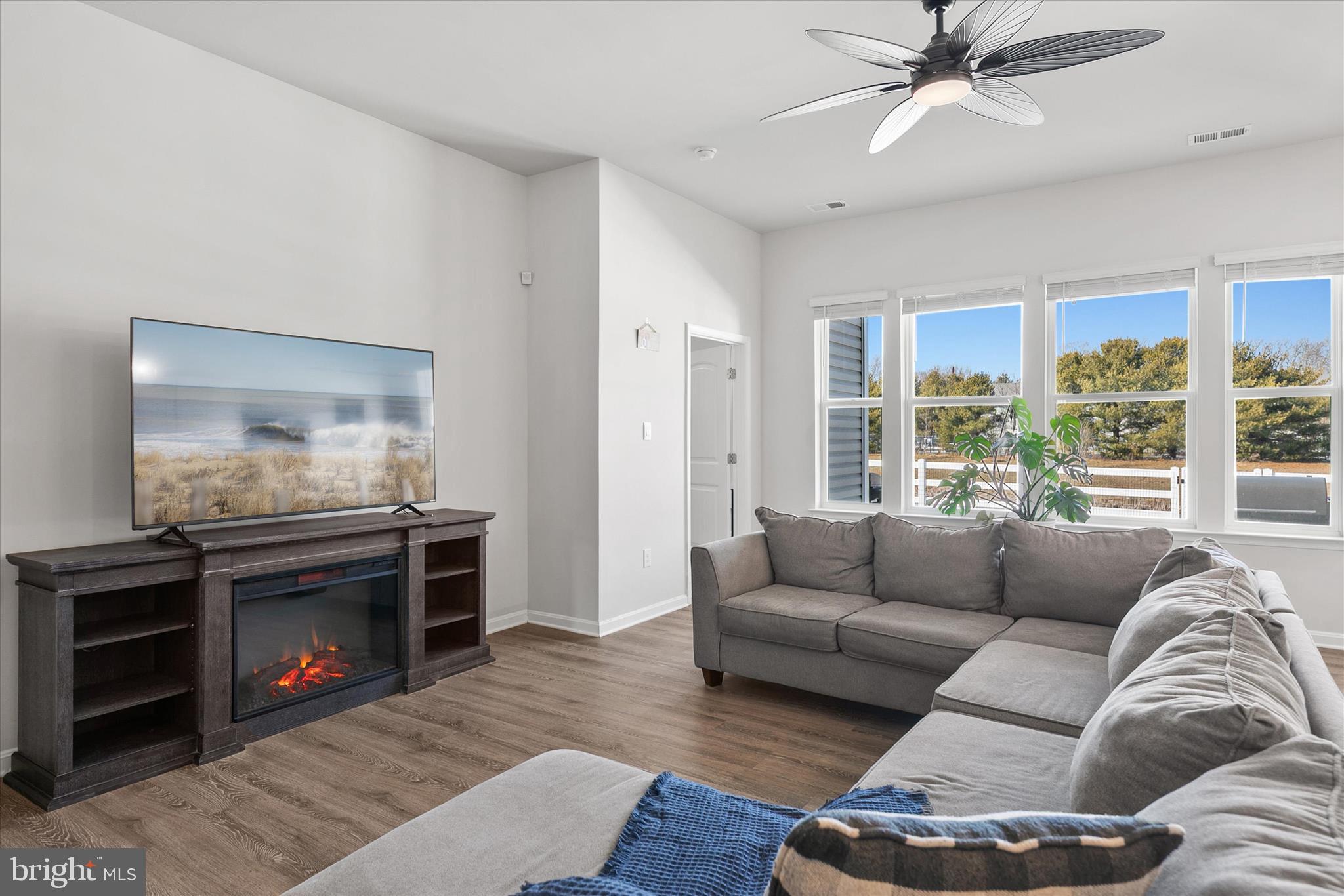 STONEWATER CREEK - Residential