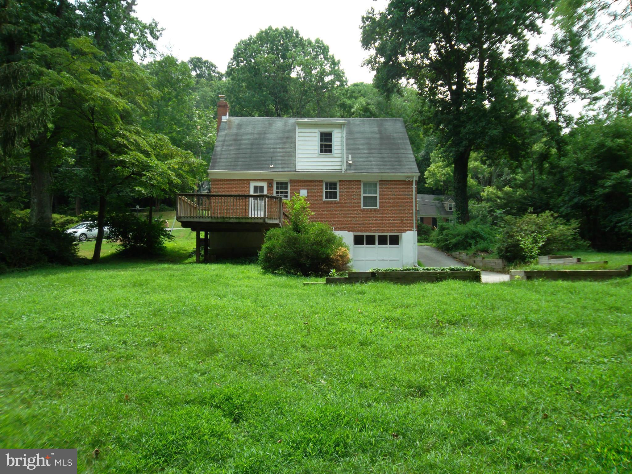 KNOLLBROOK - Residential Lease