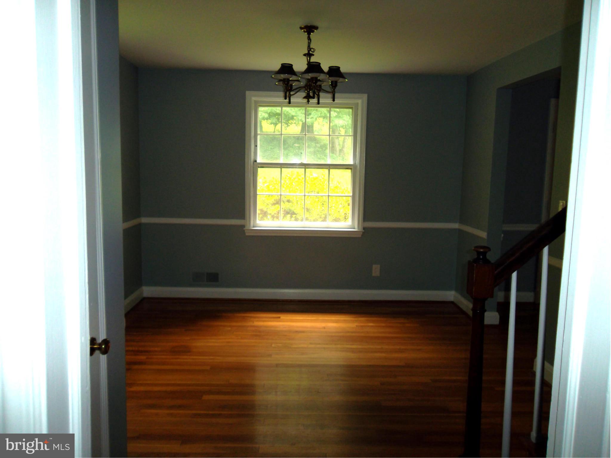 KNOLLBROOK - Residential Lease