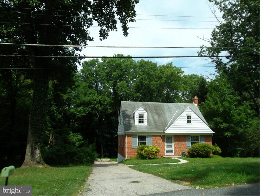 READY TO RENT BY AUGUST 1.  OWNER TAKES VERY GOOD CARE OF HOME. TENANTS RESPONSIBILTIES INCLUDE LAWN CARE-GARDENS AND GRASS. HOUSE HAS LOVELY HARDWOODS TO BE CARED FOR BY TENANT. PREFER LONG TERM LEASE, MINIMUM 1 YEAR.MUST HAVE VERY GOOD REFERENCES AND INCOME TO PAY RENT MONTHLY.