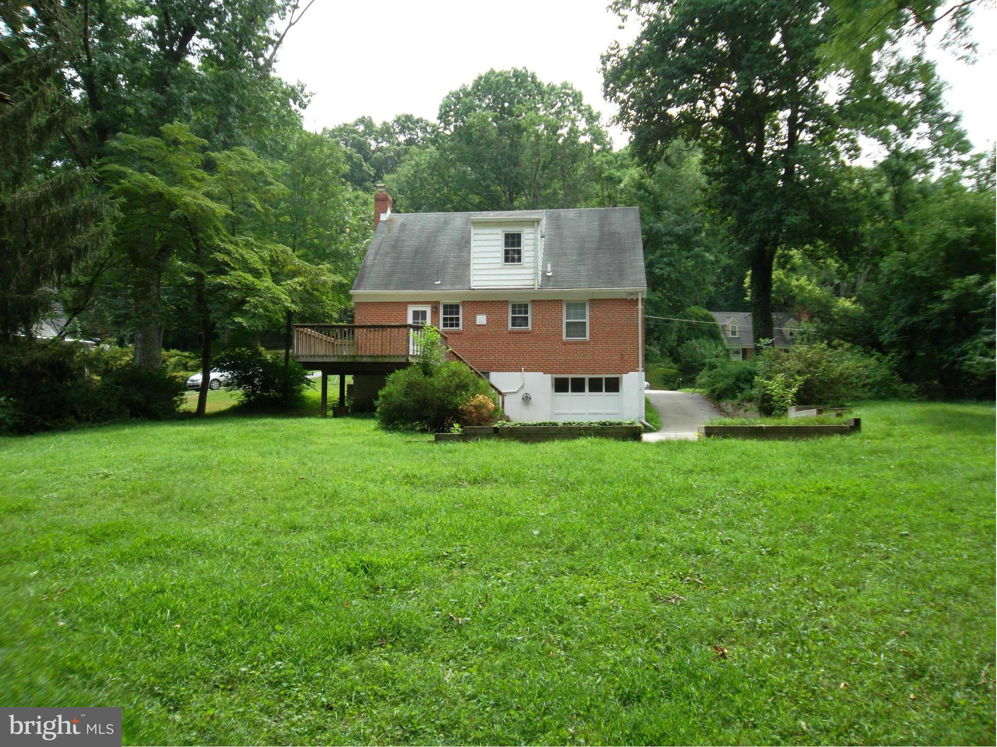 KNOLLBROOK - Residential Lease