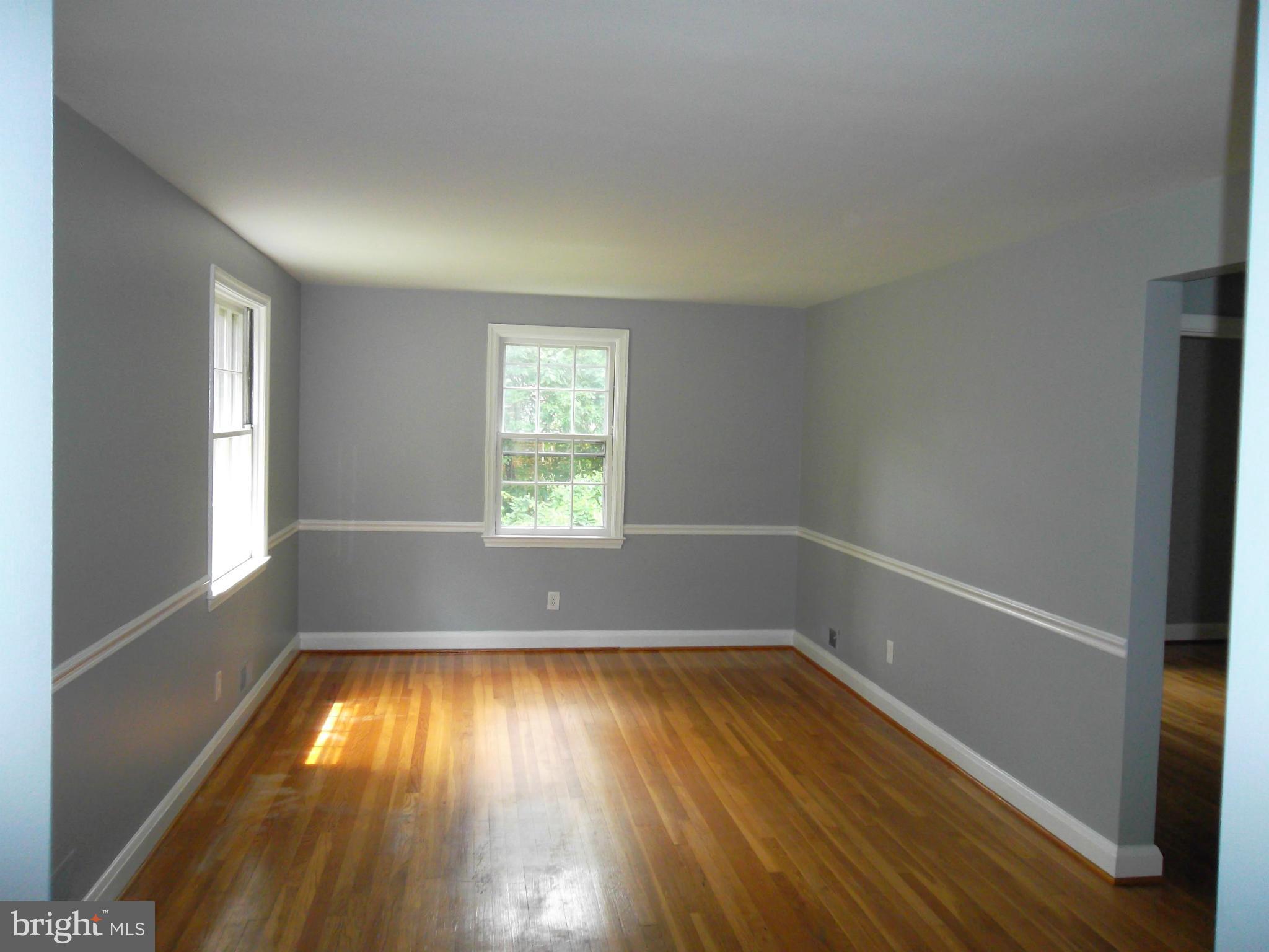 KNOLLBROOK - Residential Lease