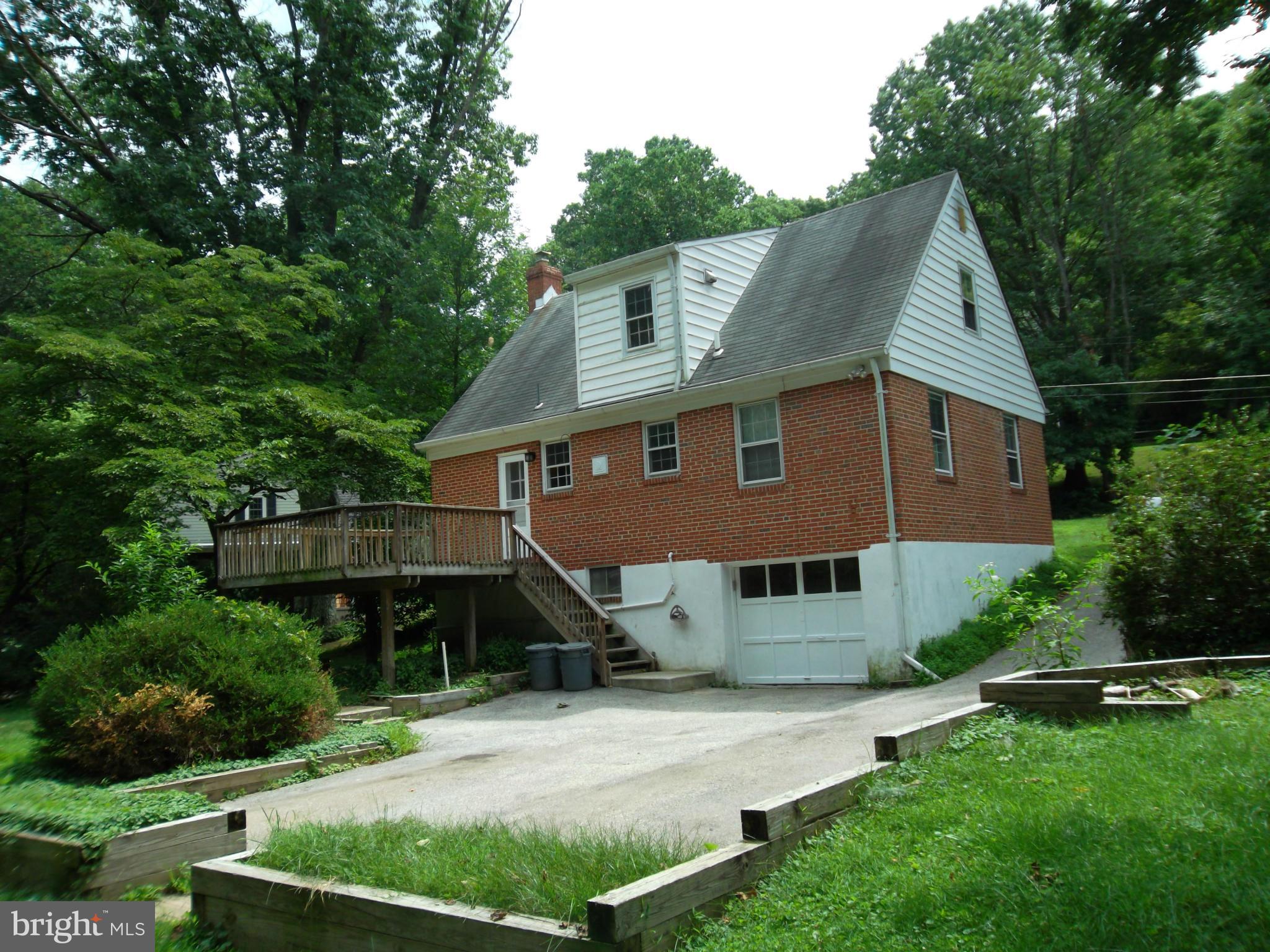 KNOLLBROOK - Residential Lease