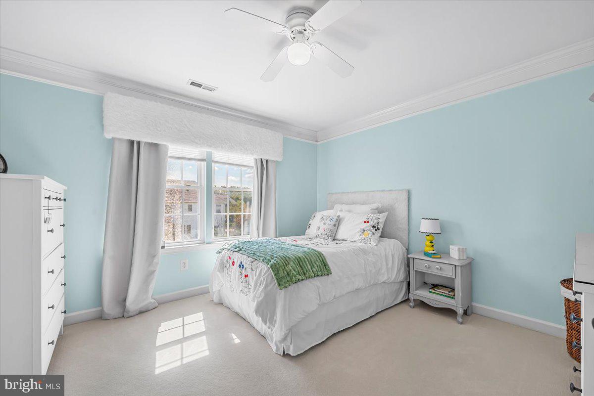 URBANA HIGHLANDS - Residential