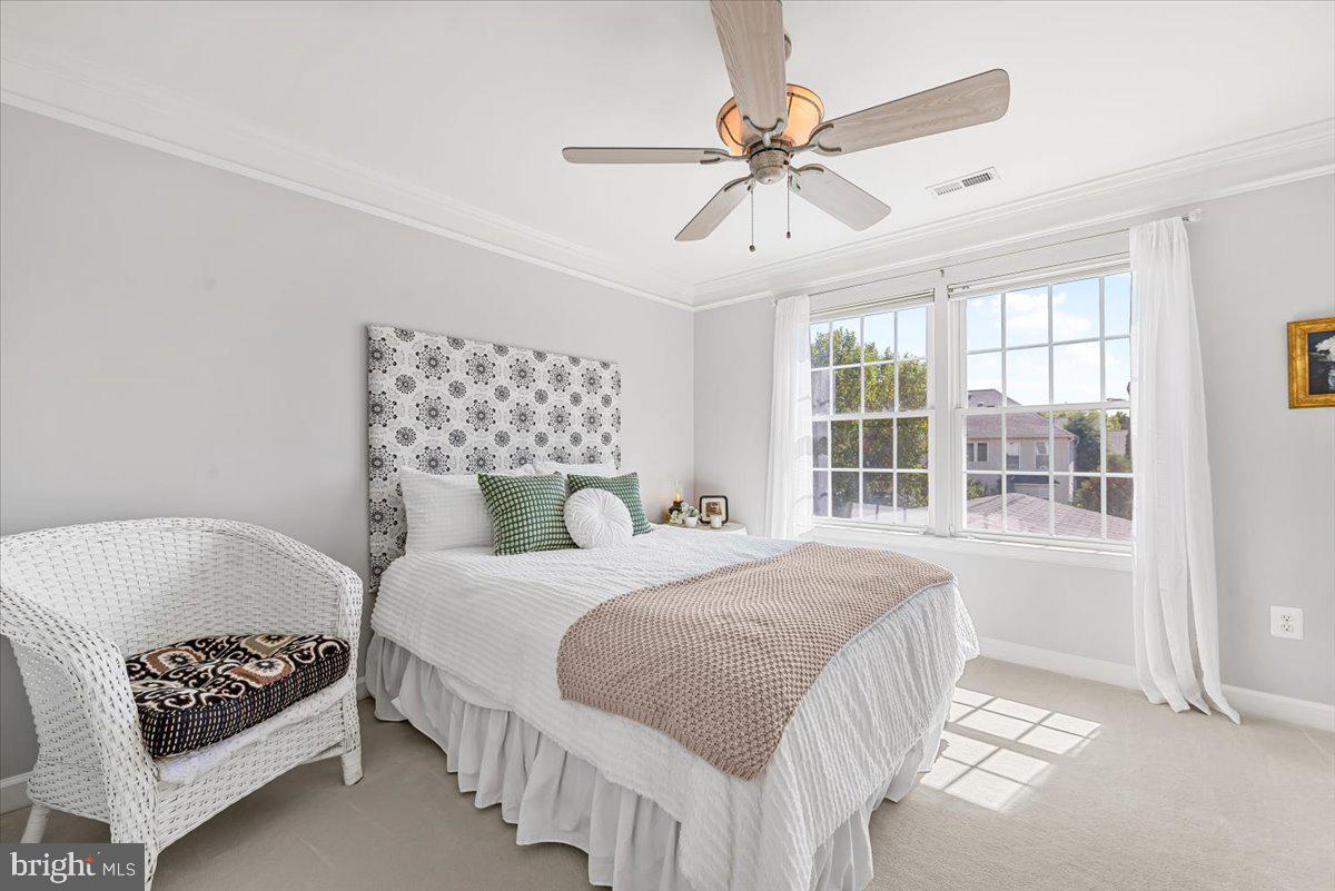 URBANA HIGHLANDS - Residential