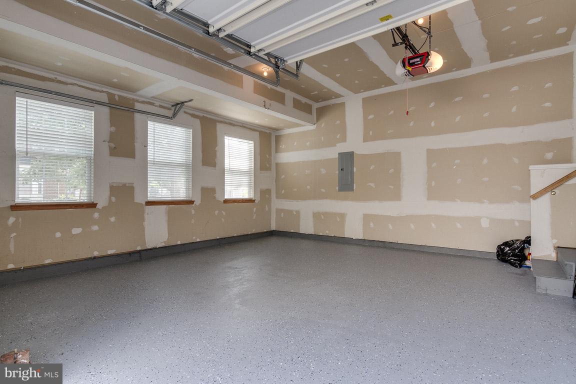 HAYMARKET STATION - Residential