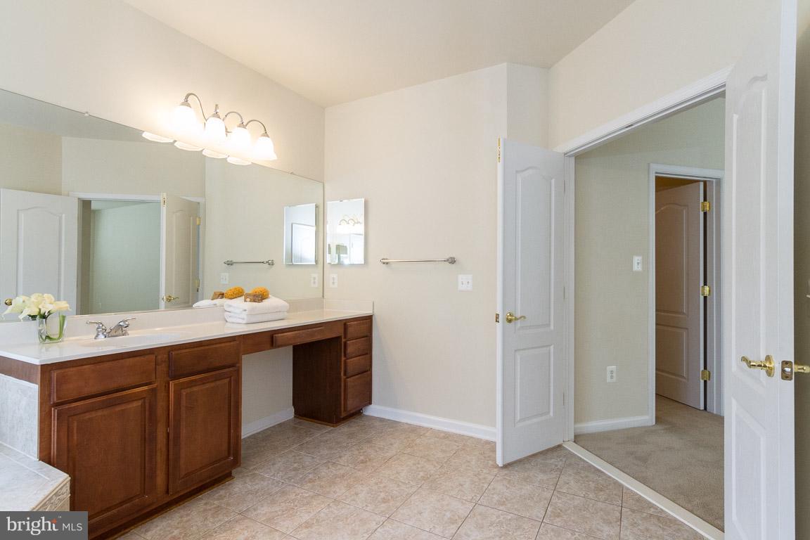 HAYMARKET STATION - Residential