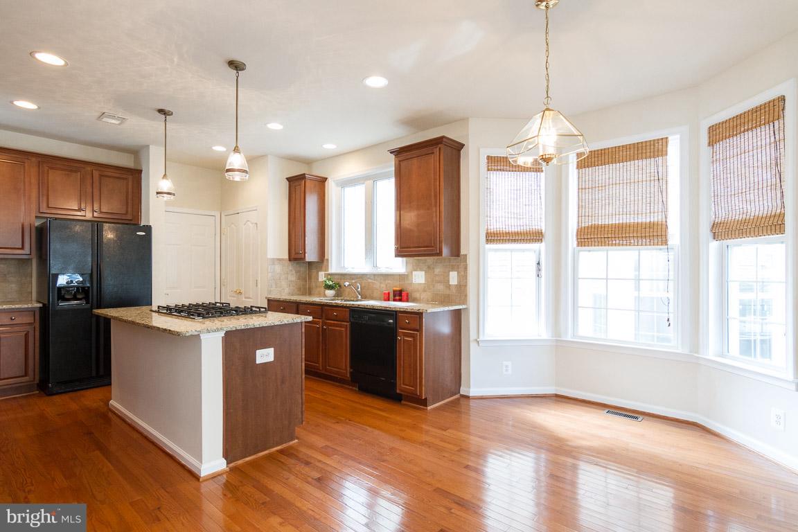 HAYMARKET STATION - Residential