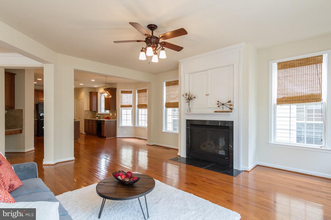 HAYMARKET STATION - Residential