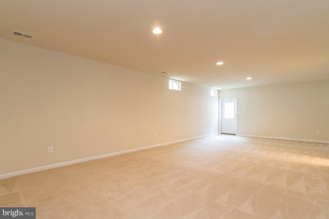 HAYMARKET STATION - Residential