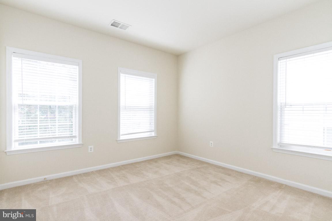 HAYMARKET STATION - Residential