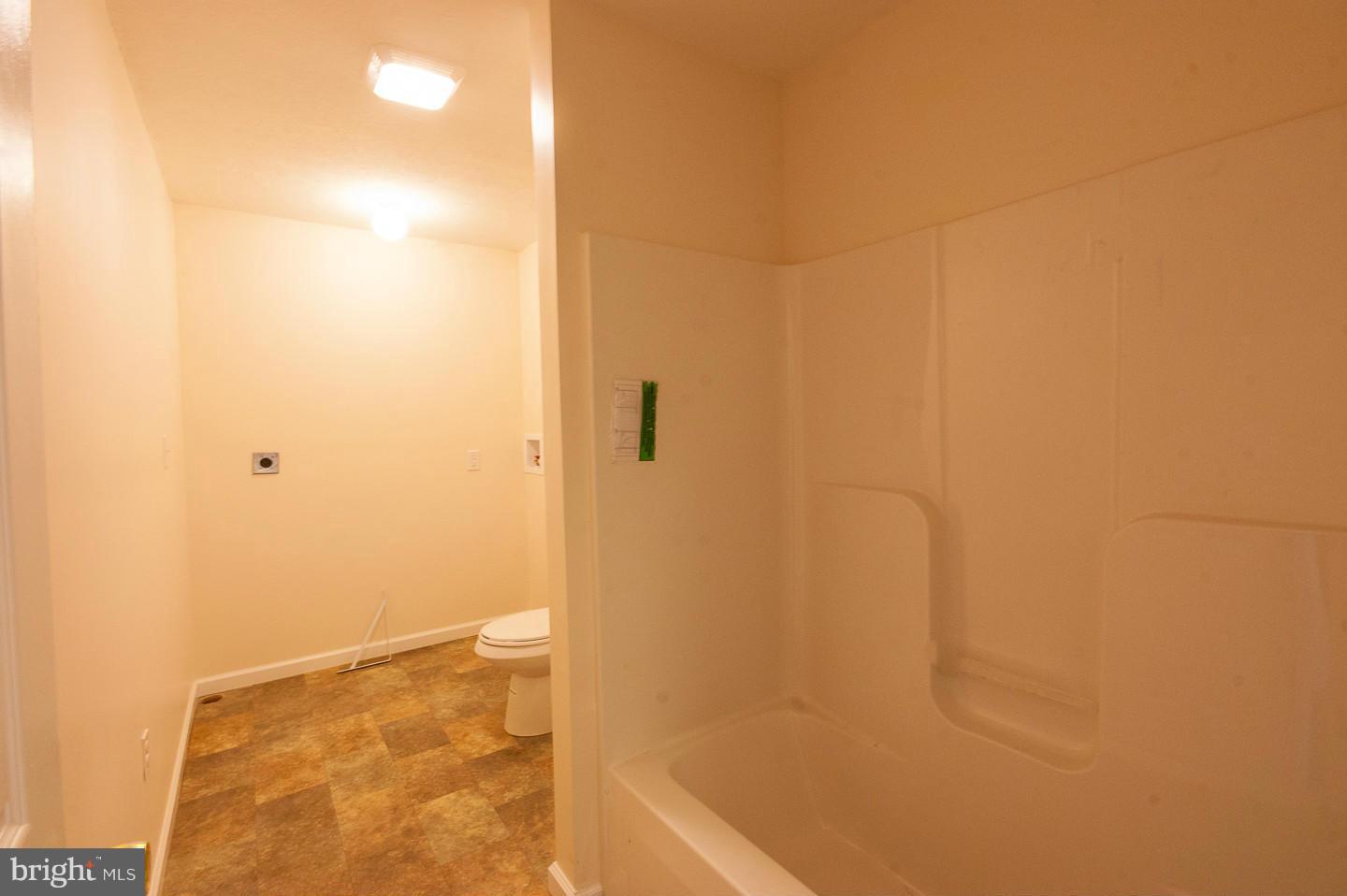 DEER SPRING WOODS - Residential