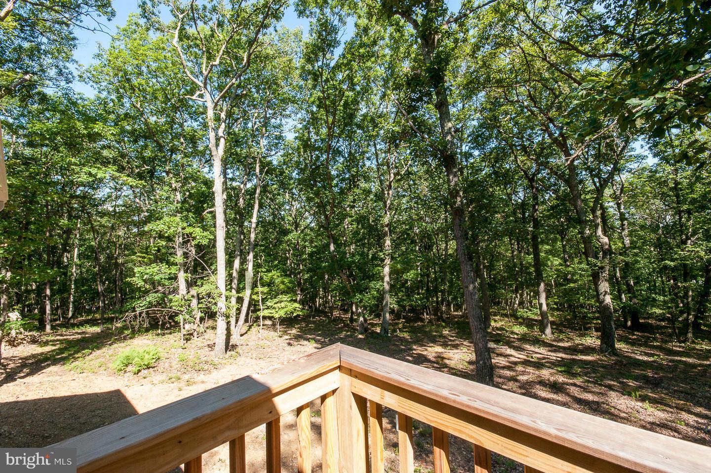 DEER SPRING WOODS - Residential