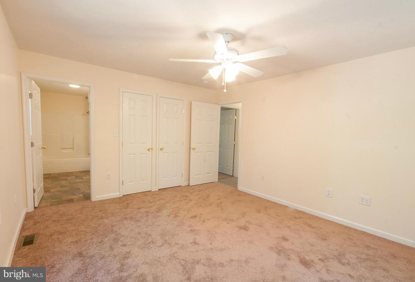 DEER SPRING WOODS - Residential