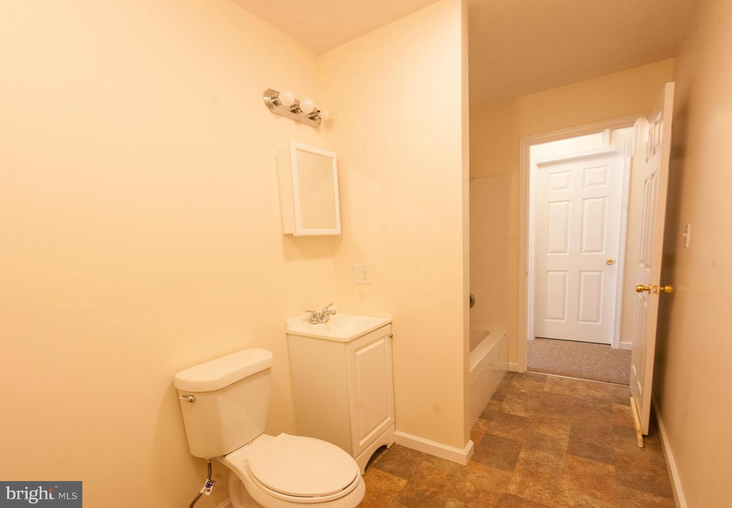 DEER SPRING WOODS - Residential