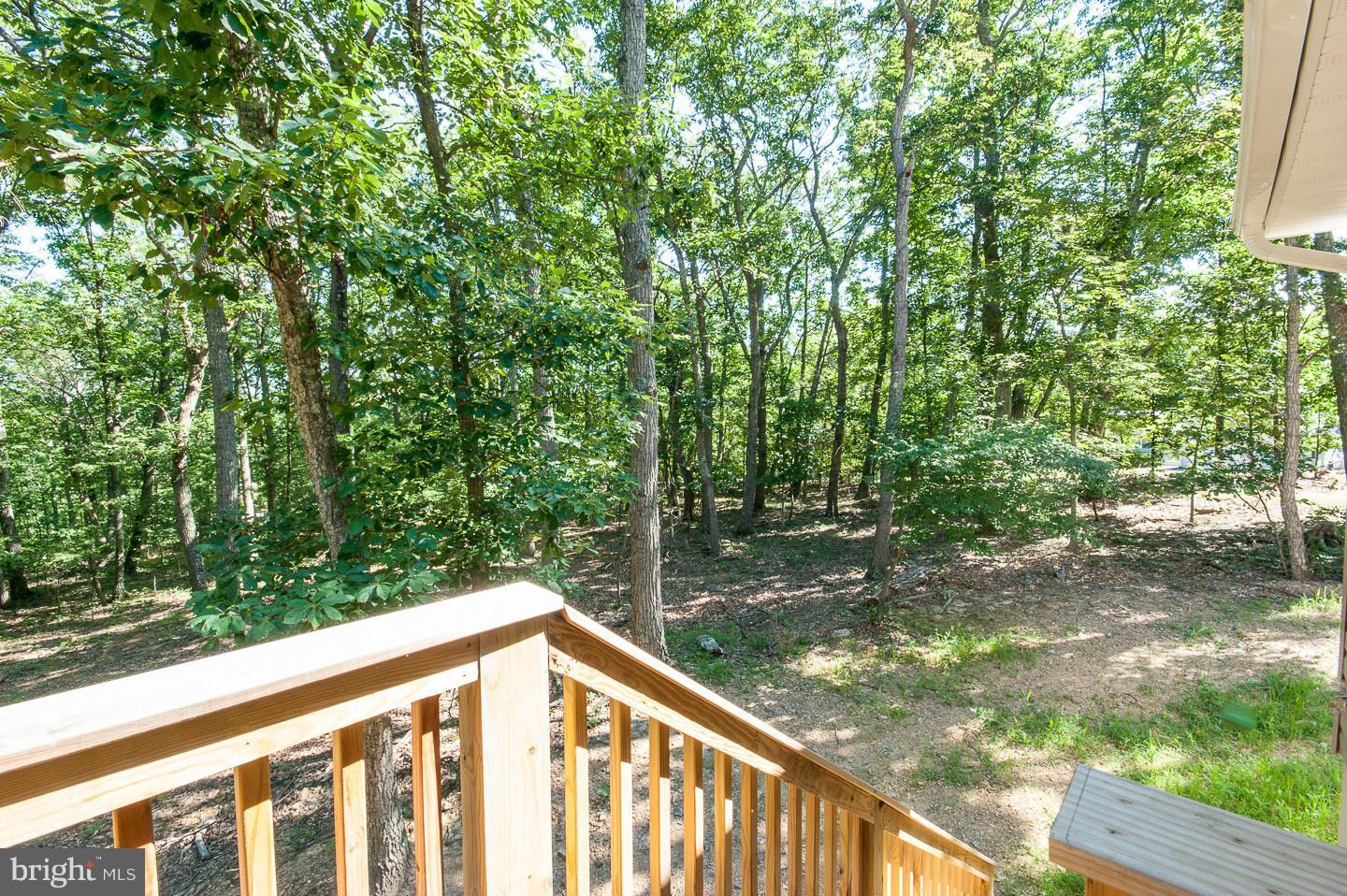 DEER SPRING WOODS - Residential