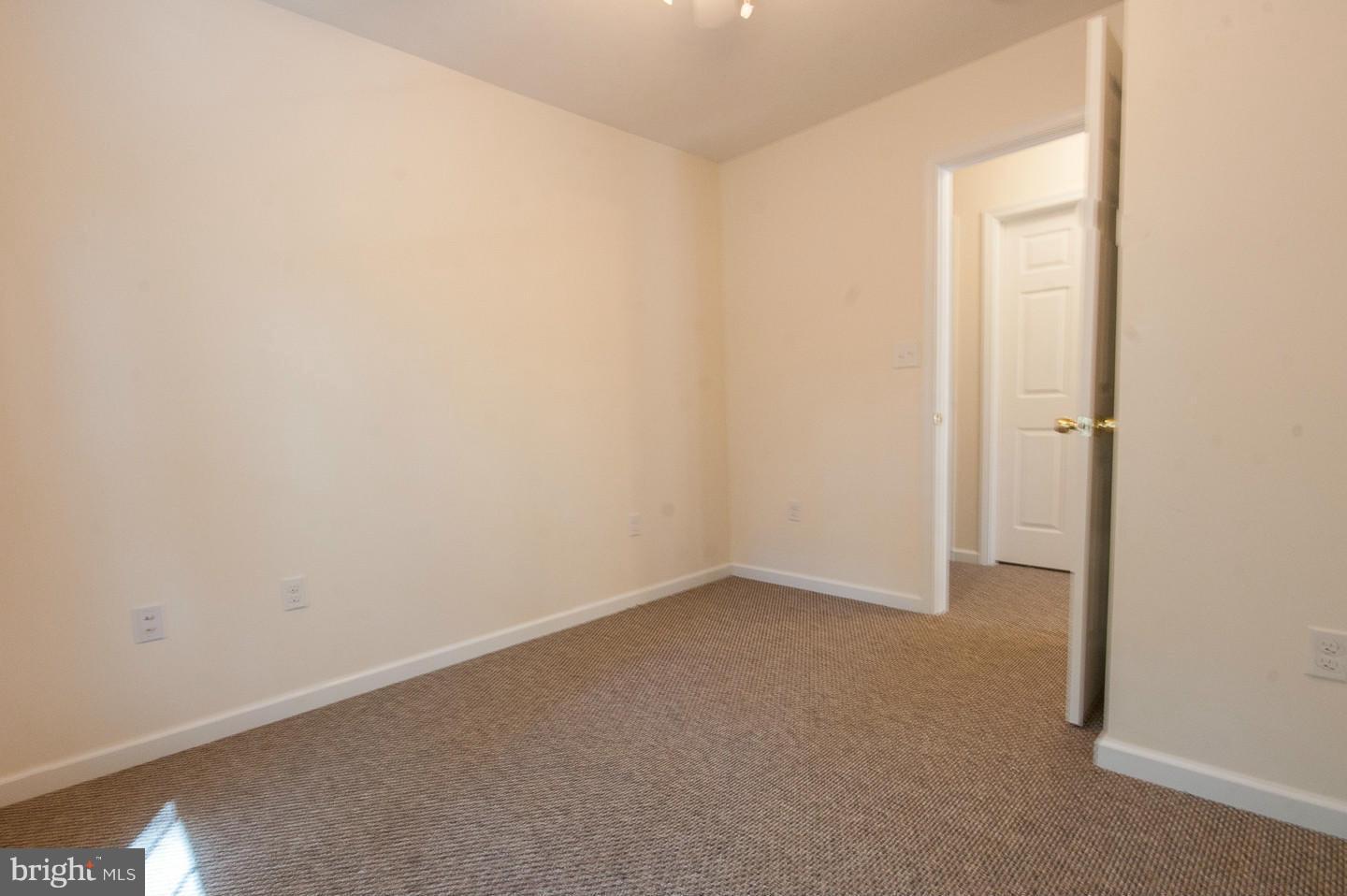 DEER SPRING WOODS - Residential