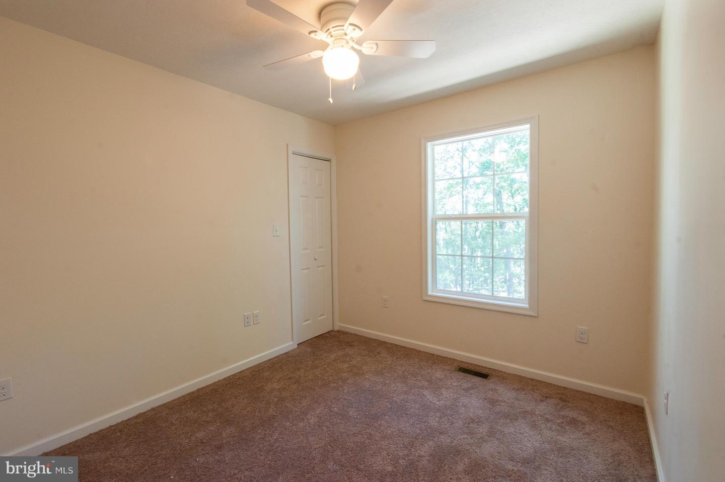 DEER SPRING WOODS - Residential