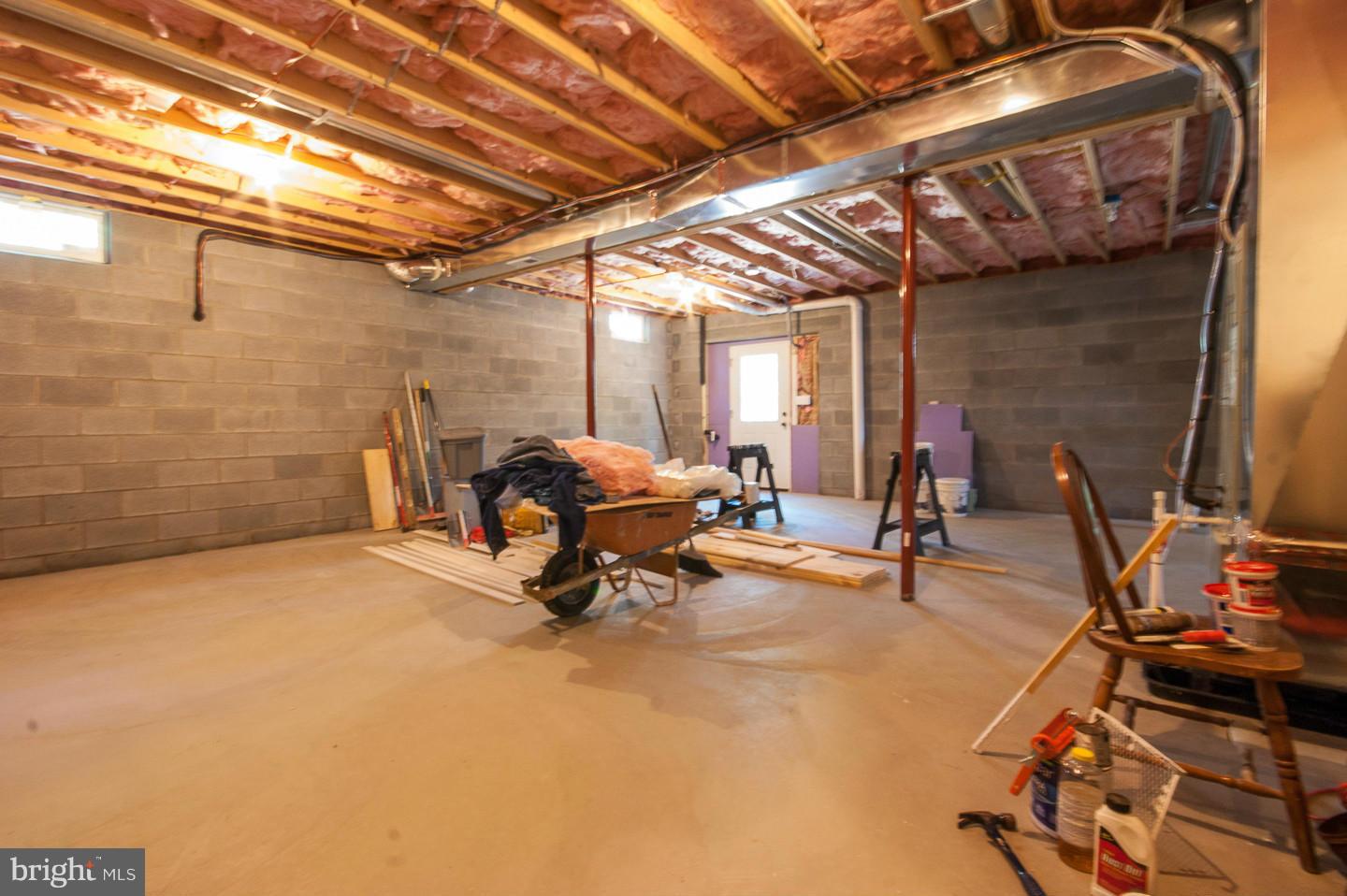 DEER SPRING WOODS - Residential