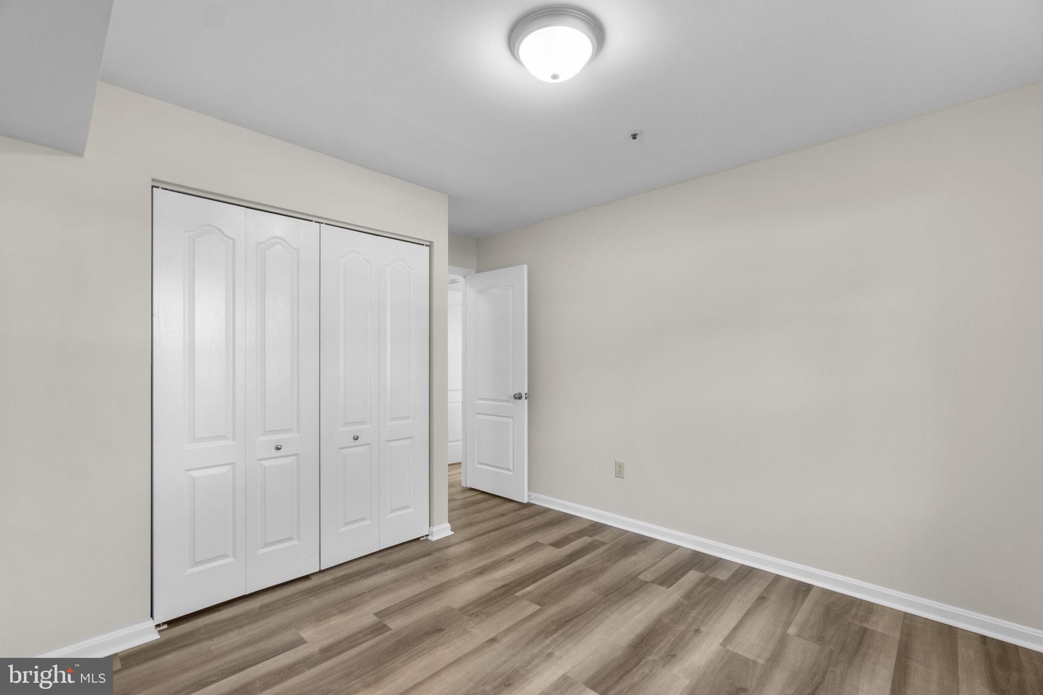 MONTGOMERY RUN - Residential