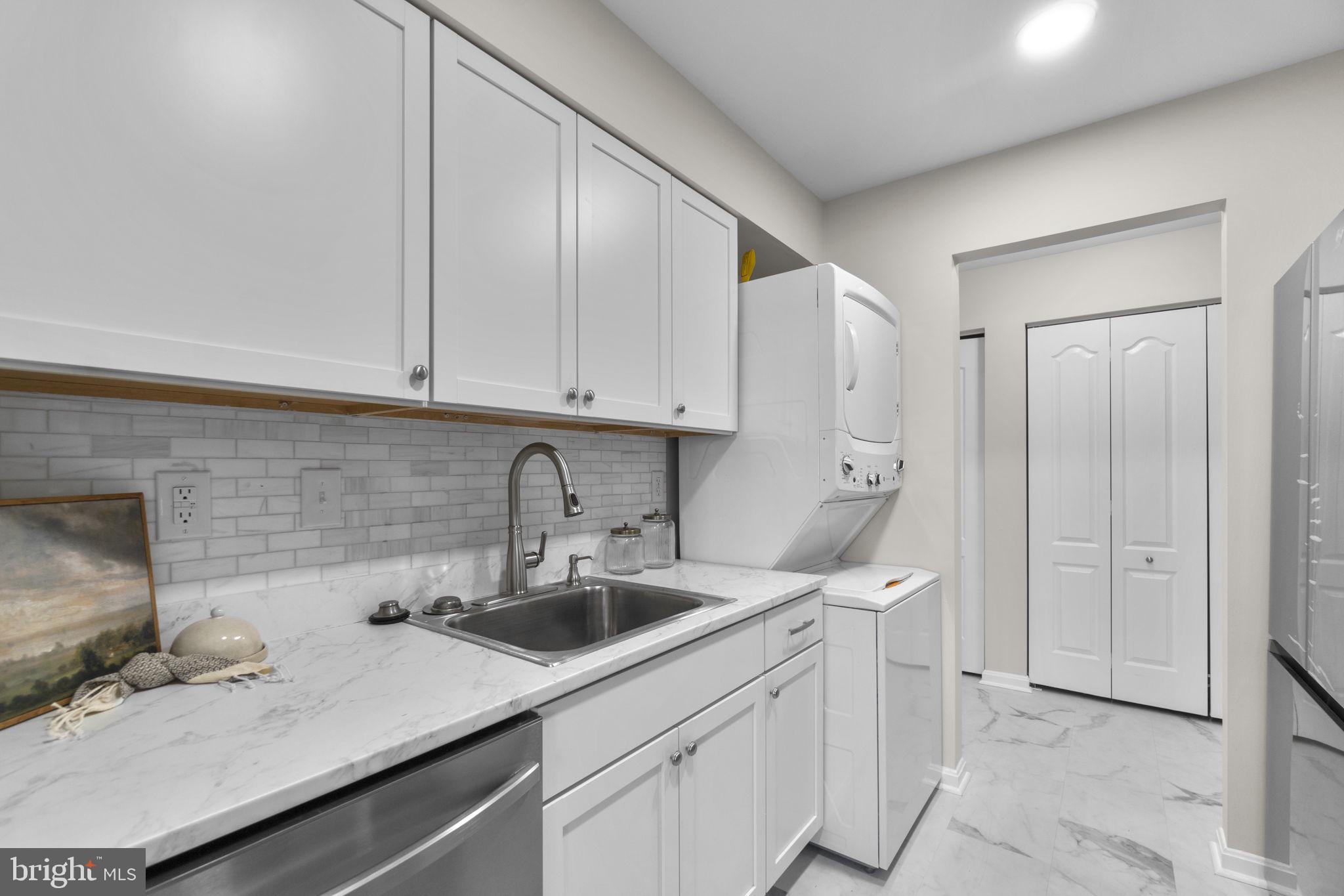 MONTGOMERY RUN - Residential