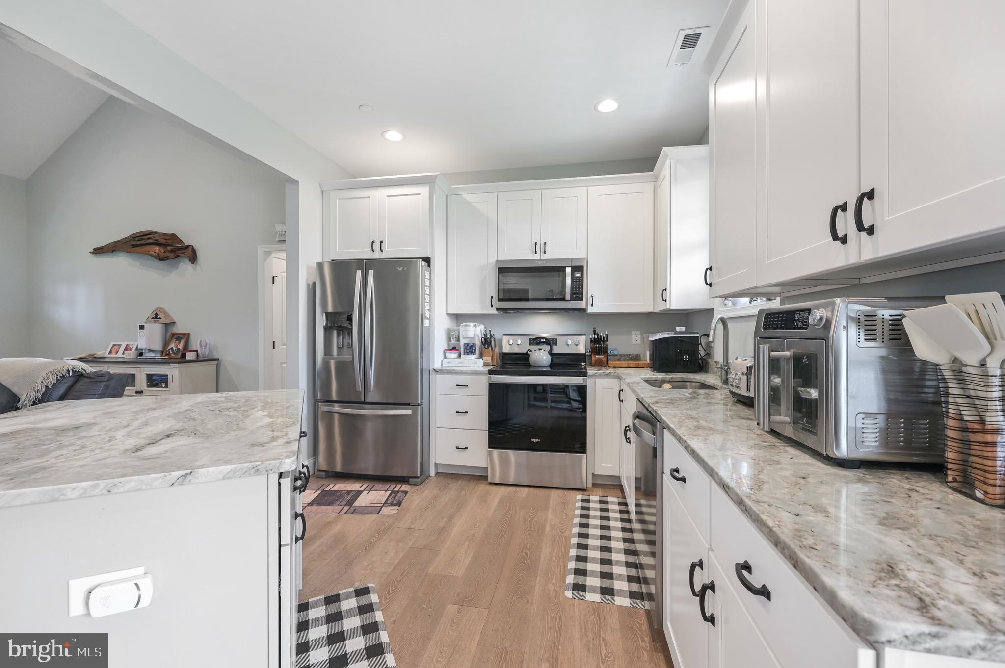 11207 CHARLIE DRIVE