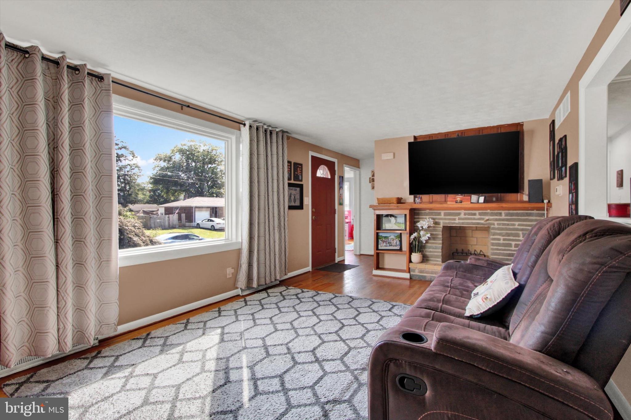 2786 CLEARBROOK BLVD