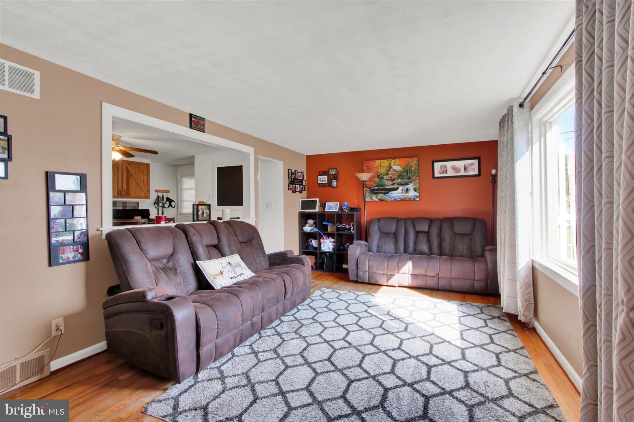 2786 CLEARBROOK BLVD
