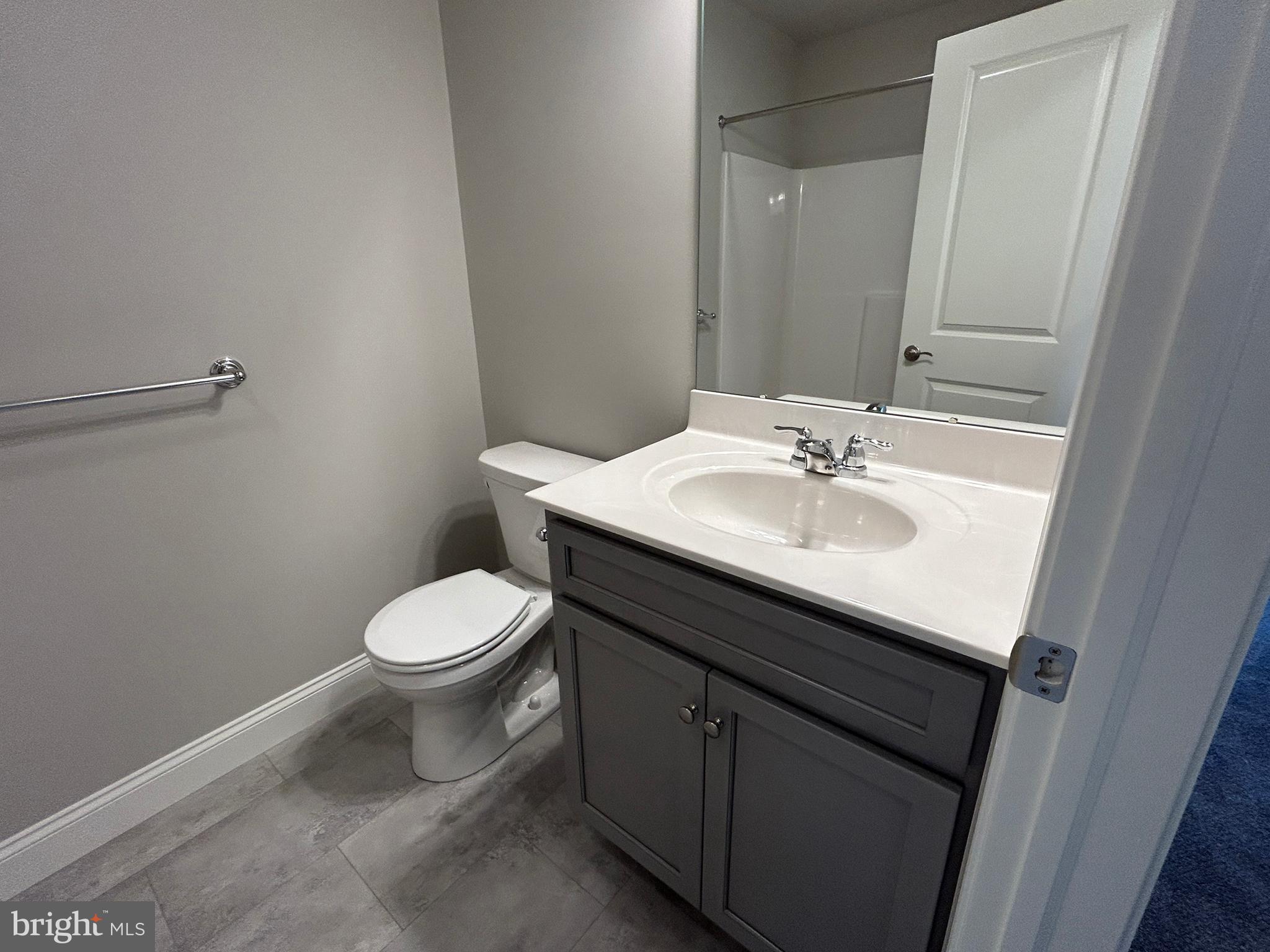 WOODLAND HILLS - Residential