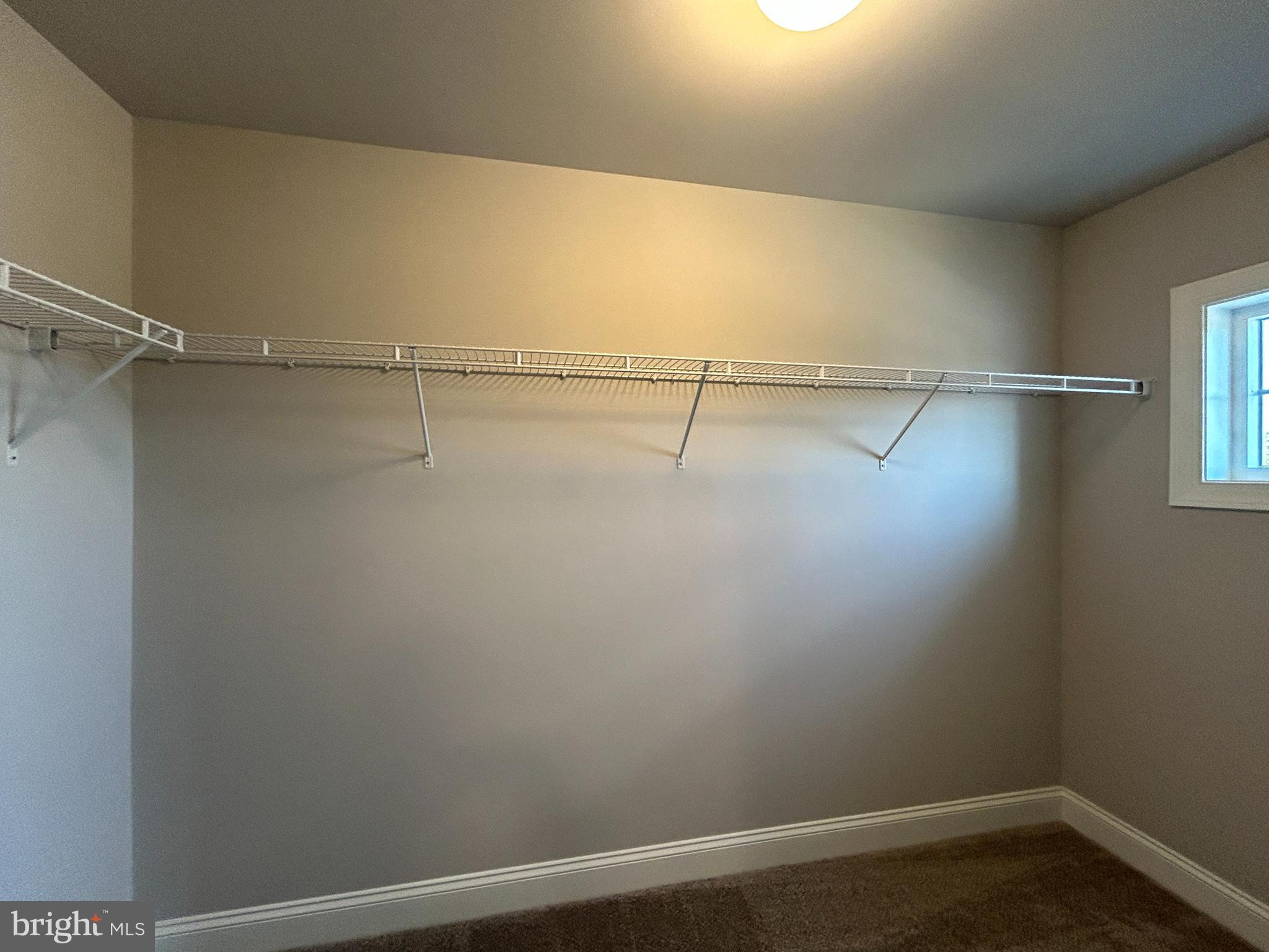 WOODLAND HILLS - Residential