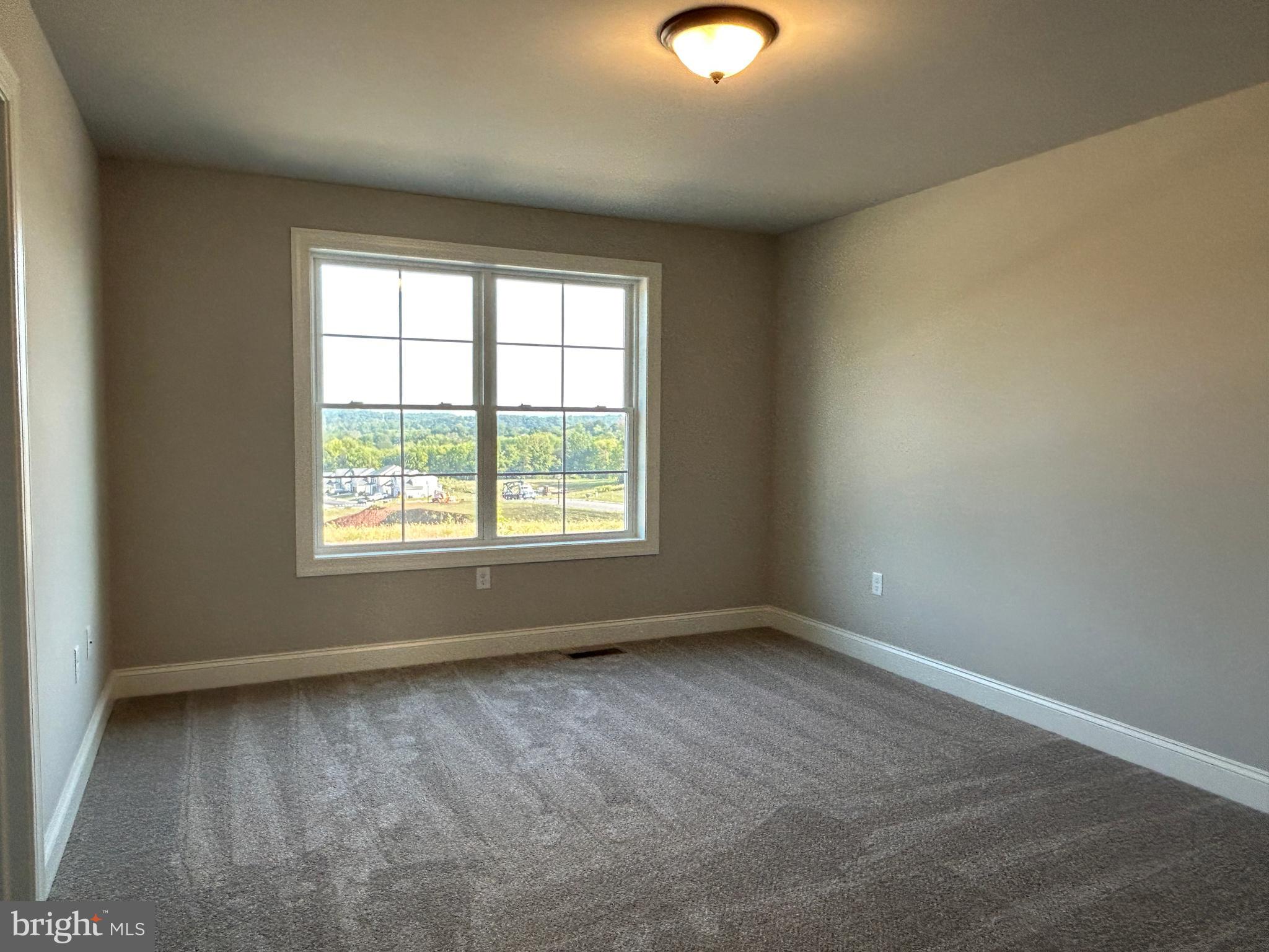 WOODLAND HILLS - Residential