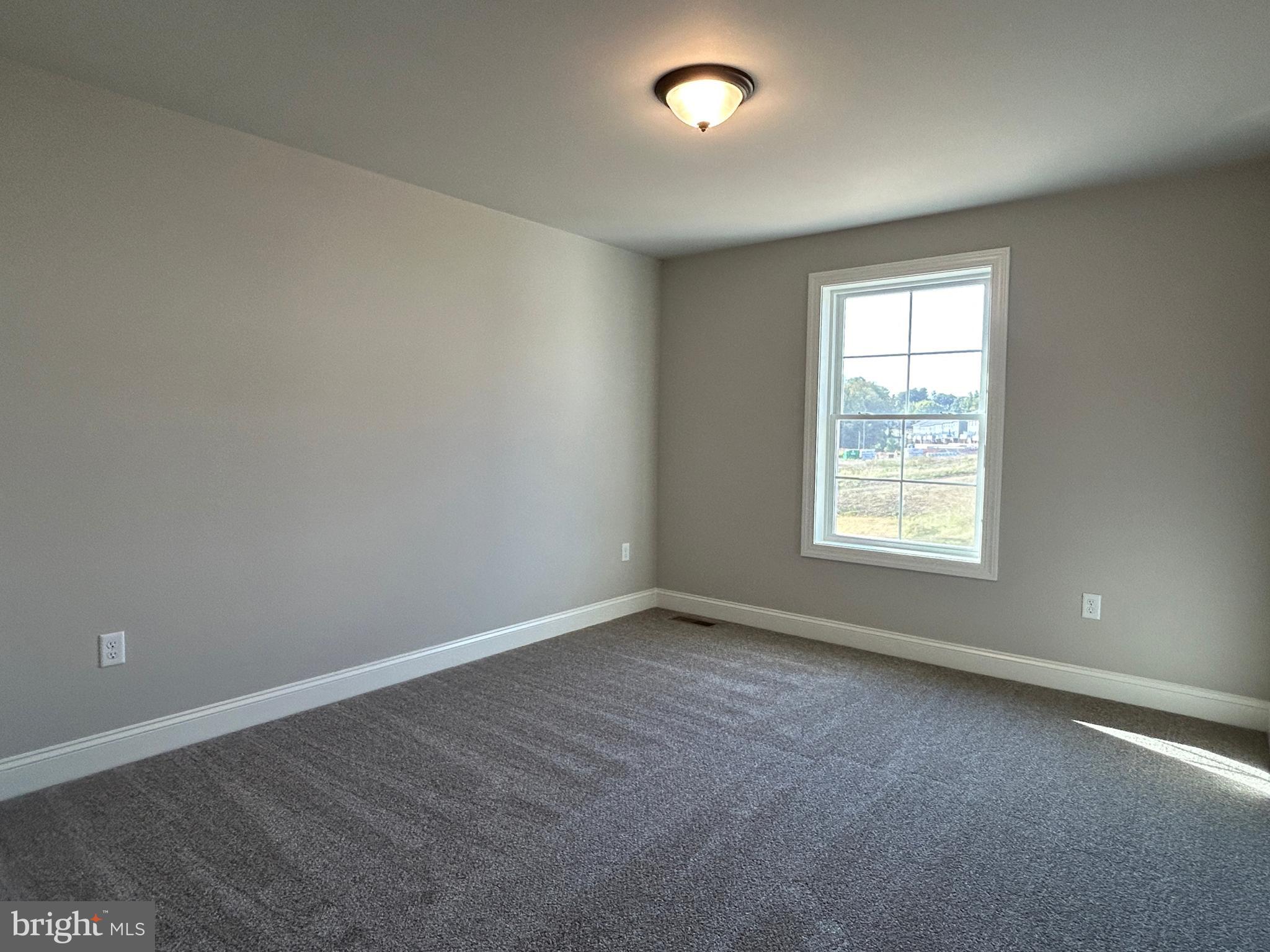 WOODLAND HILLS - Residential