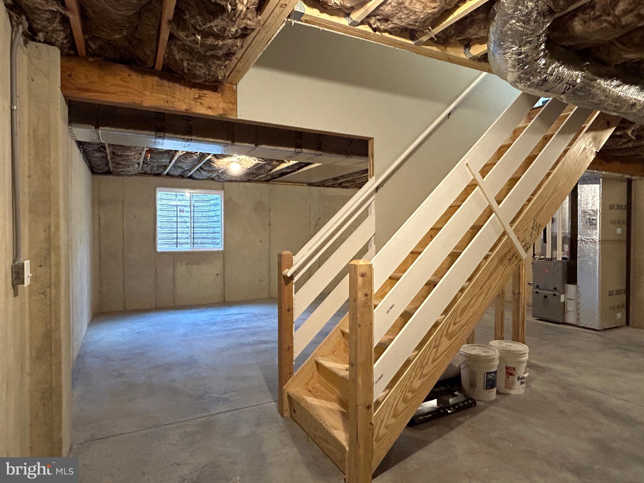 WOODLAND HILLS - Residential