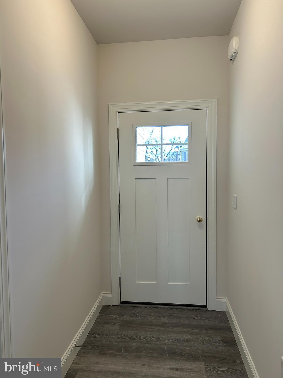 WOODLAND HILLS - Residential