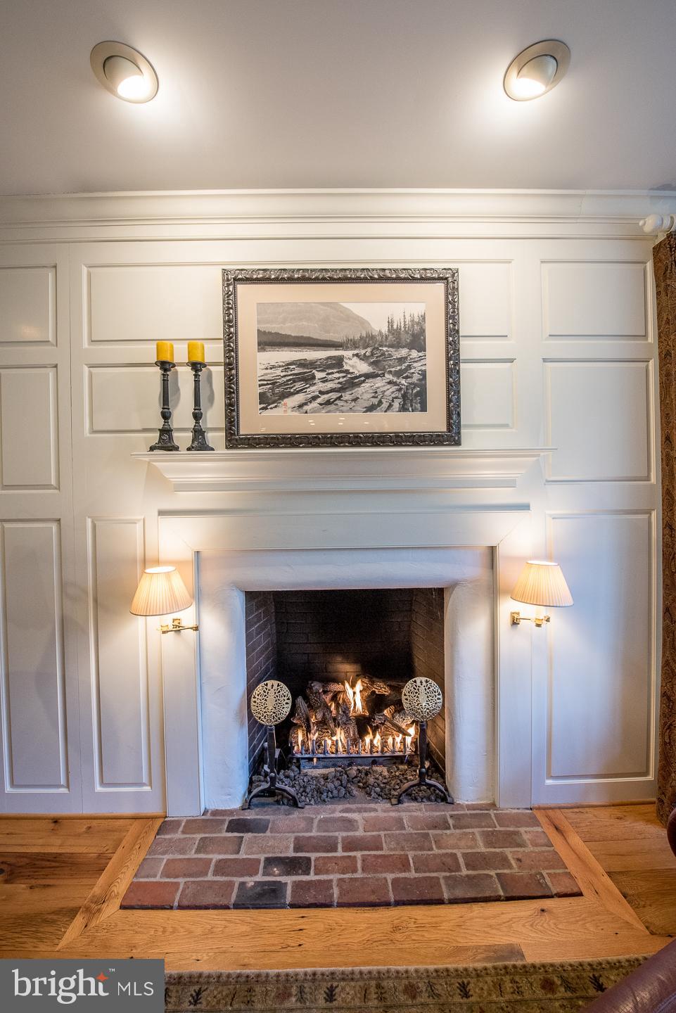 BROOKE FARM - Residential