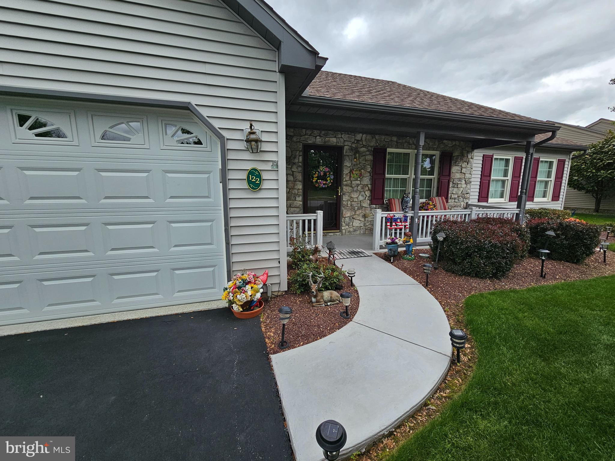 122 ARBOR DRIVE