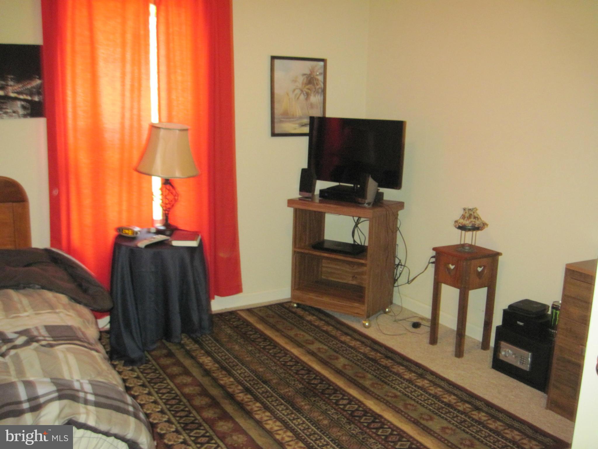 RIVER RIDGE - Residential