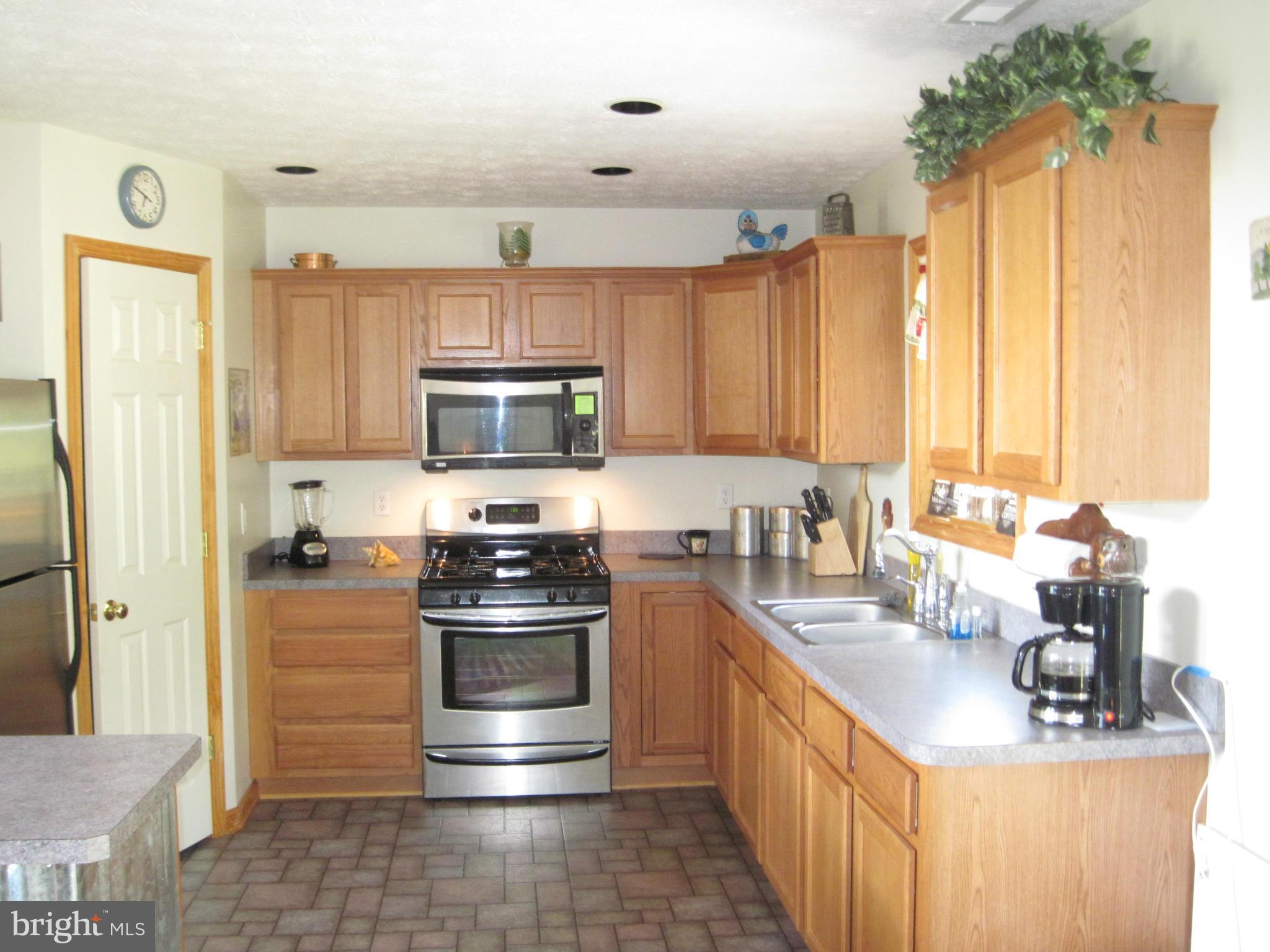 RIVER RIDGE - Residential