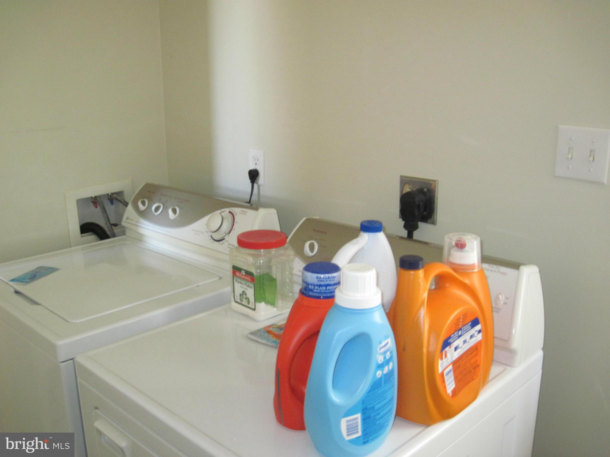 RIVER RIDGE - Residential