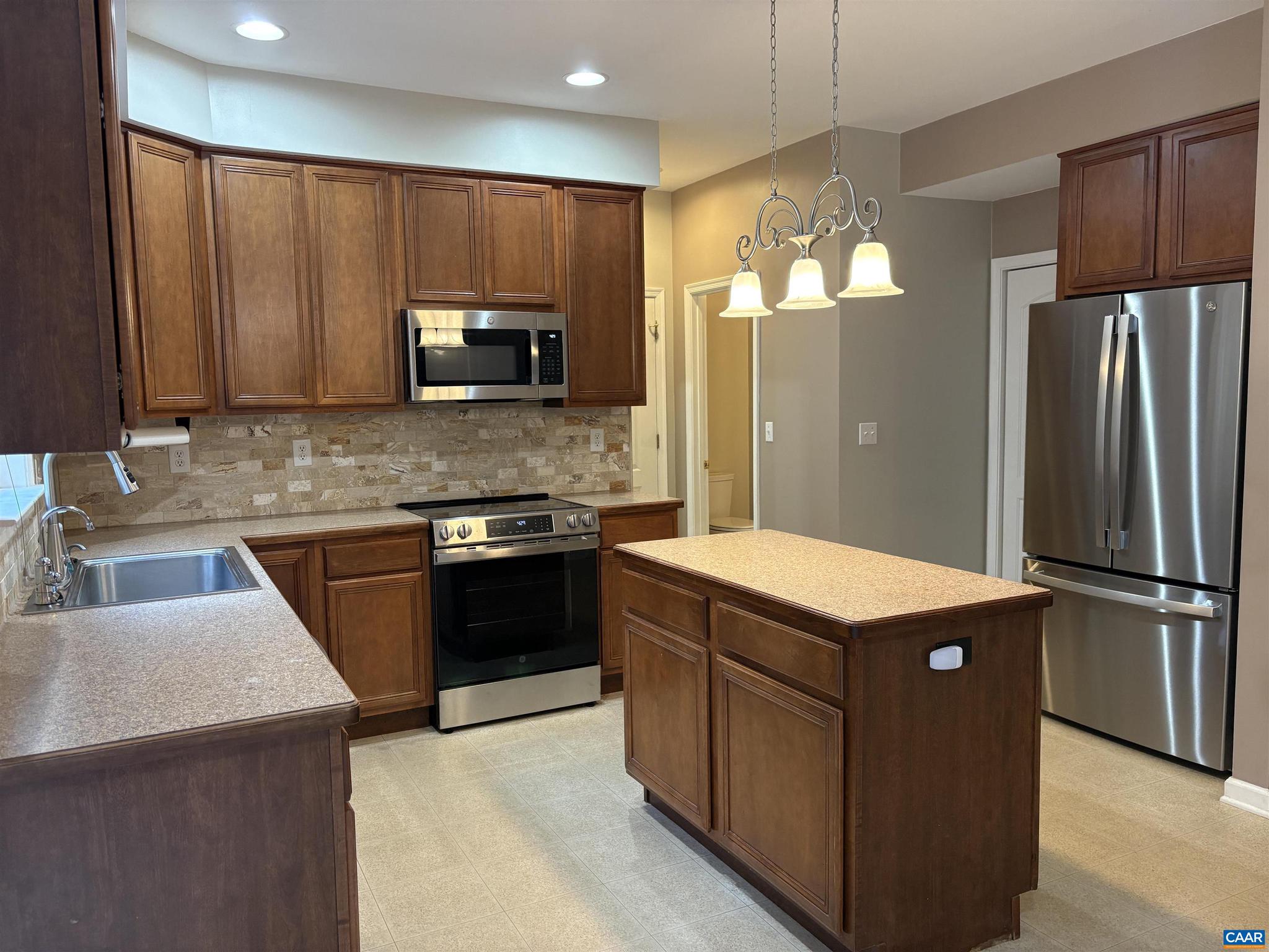 PREDDY CREEK - Residential Lease