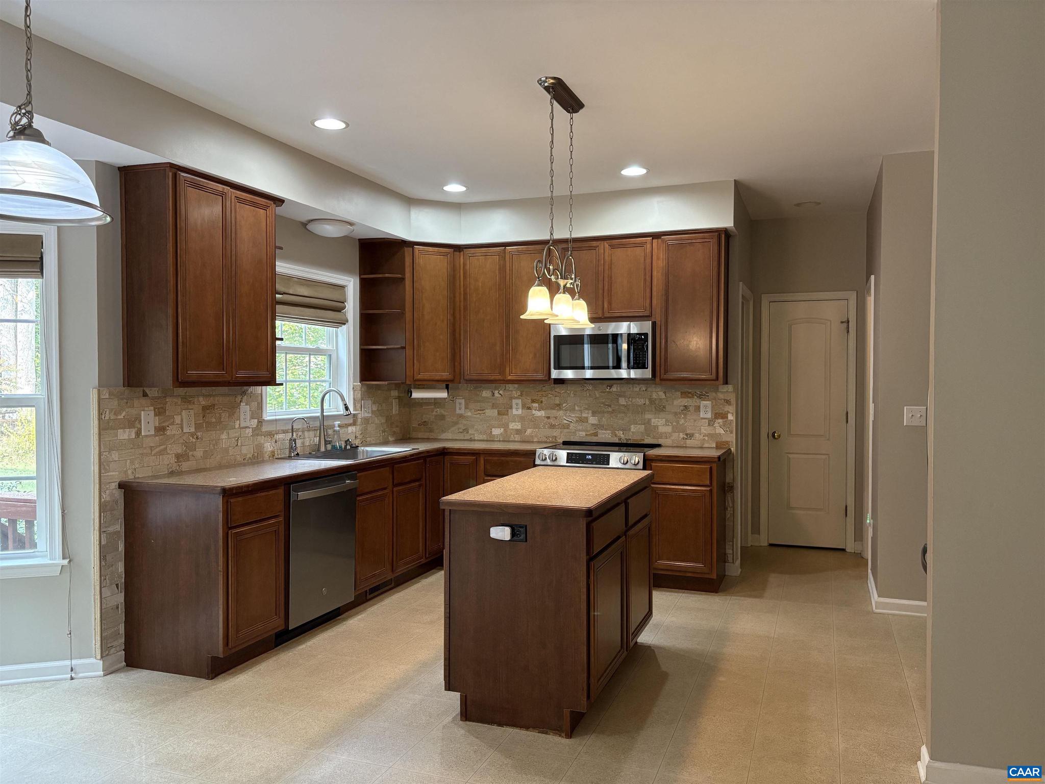 PREDDY CREEK - Residential Lease