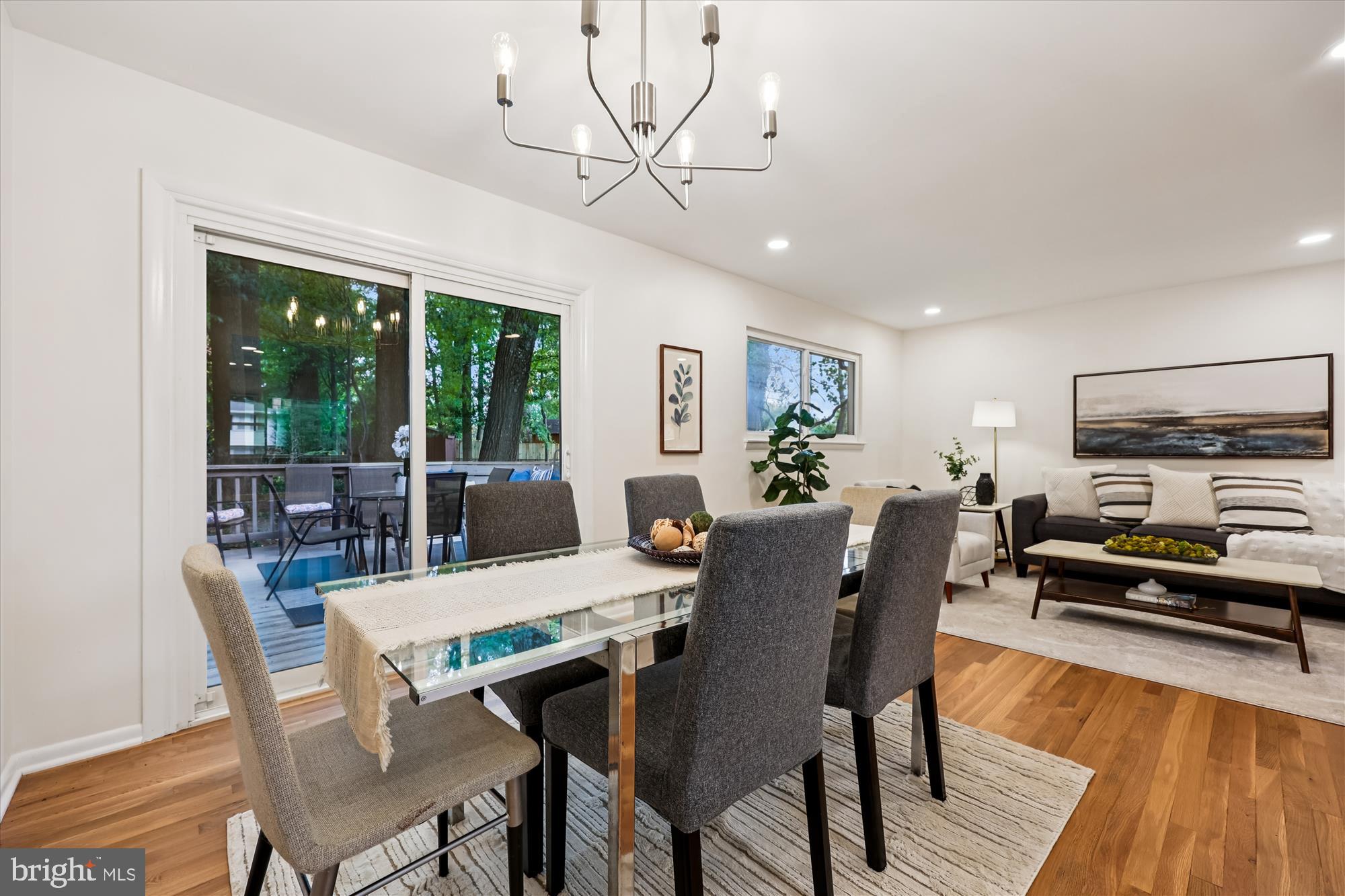 BEL PRE WOODS - Residential