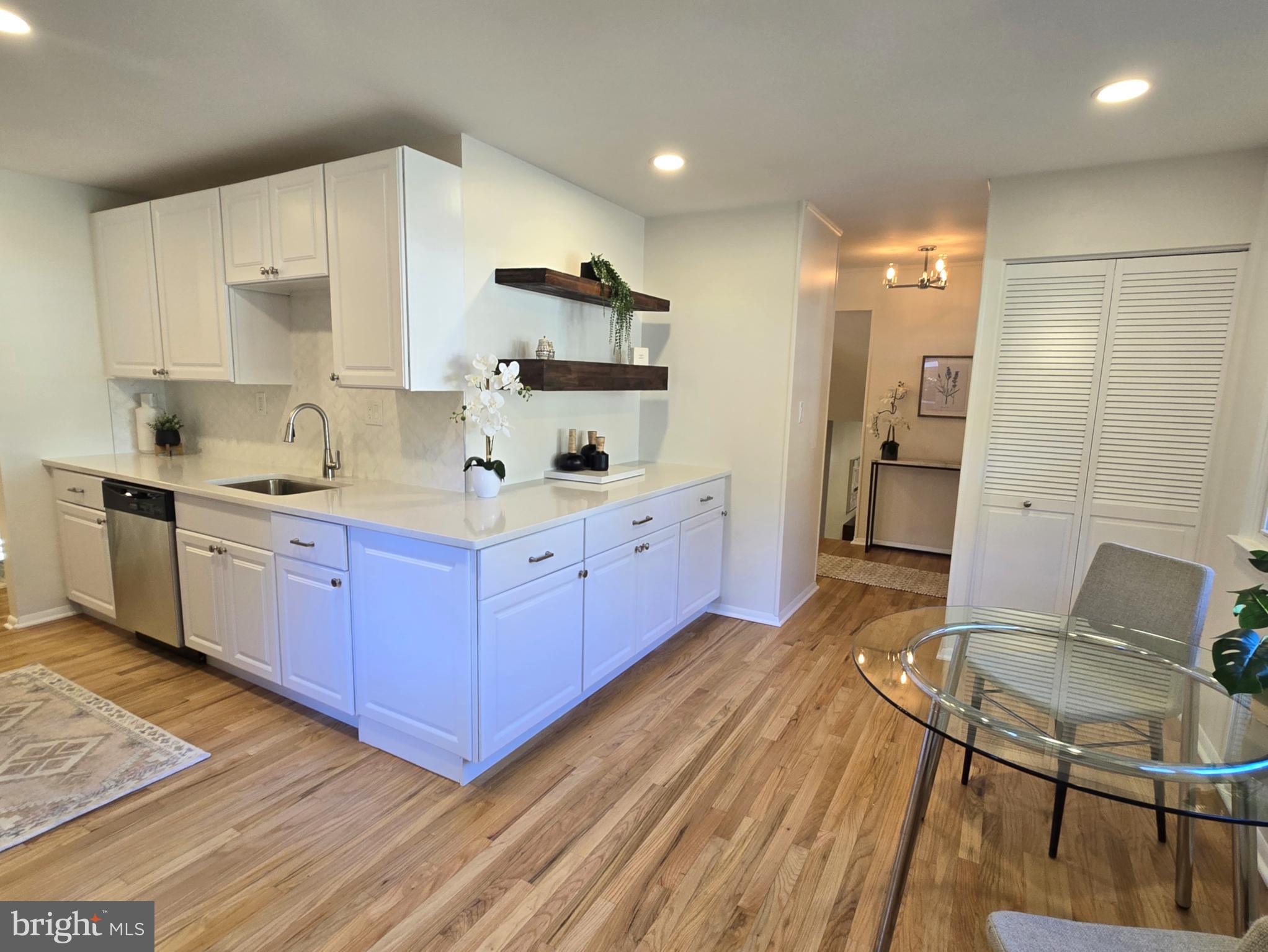 BEL PRE WOODS - Residential