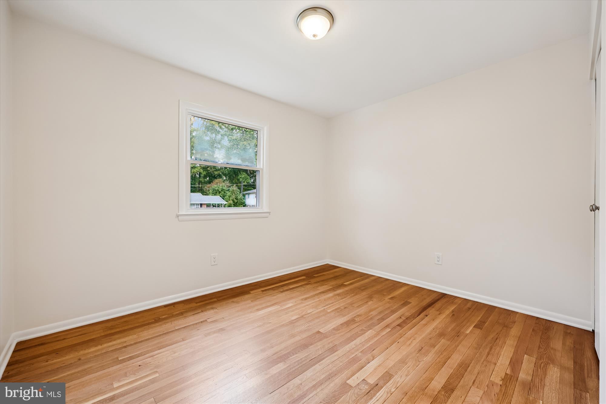 BEL PRE WOODS - Residential